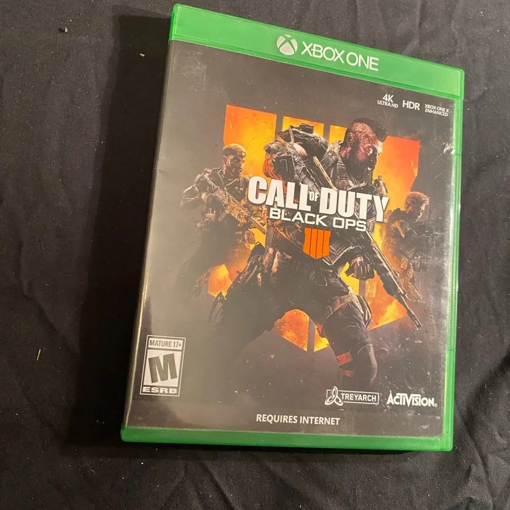 Microsoft Xbox One Call of Duty: Black Ops 4 - Black & Green Case